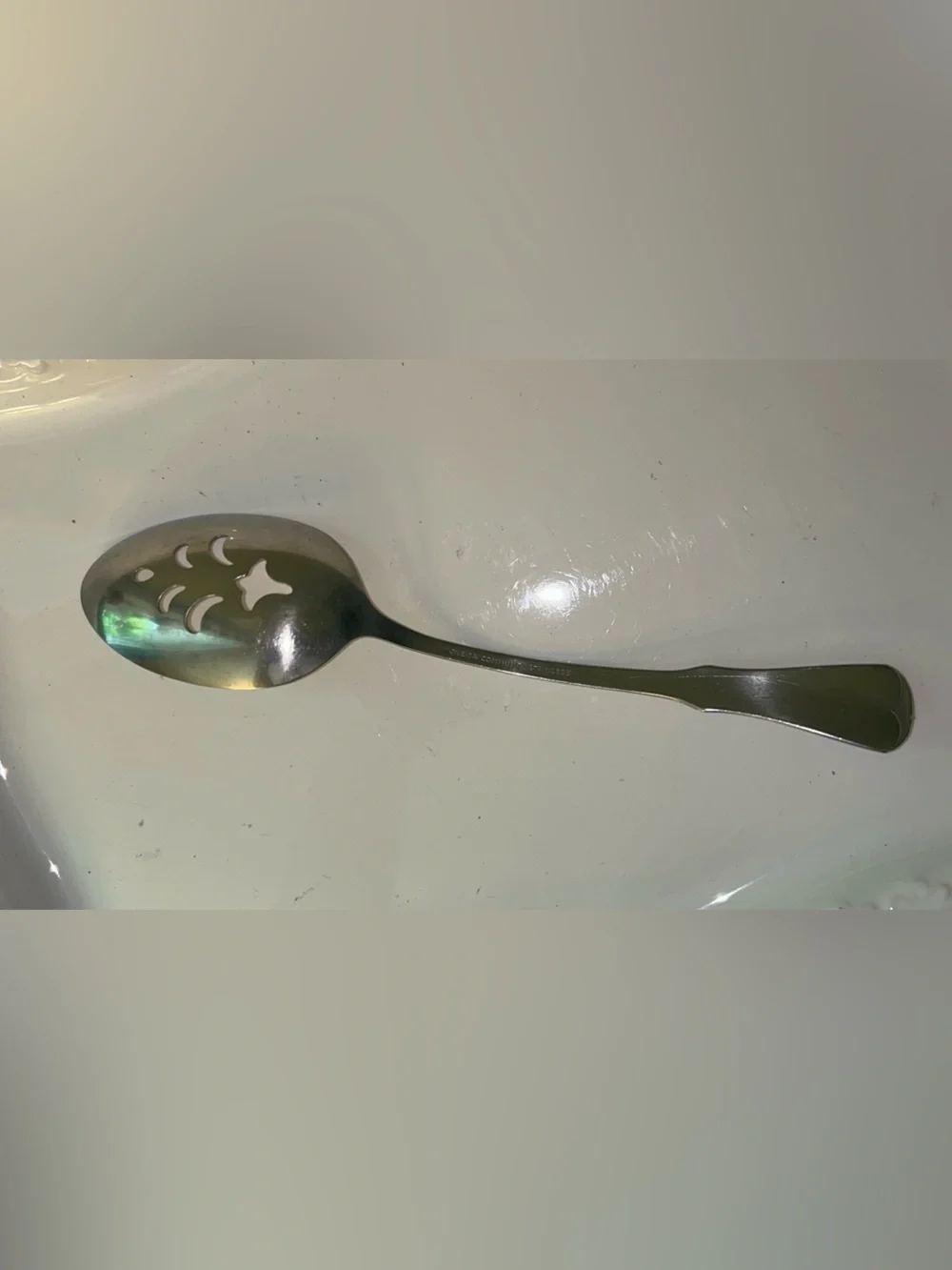 Patrick Henry pattern by Oneida Silver Slotted Serving Spoon